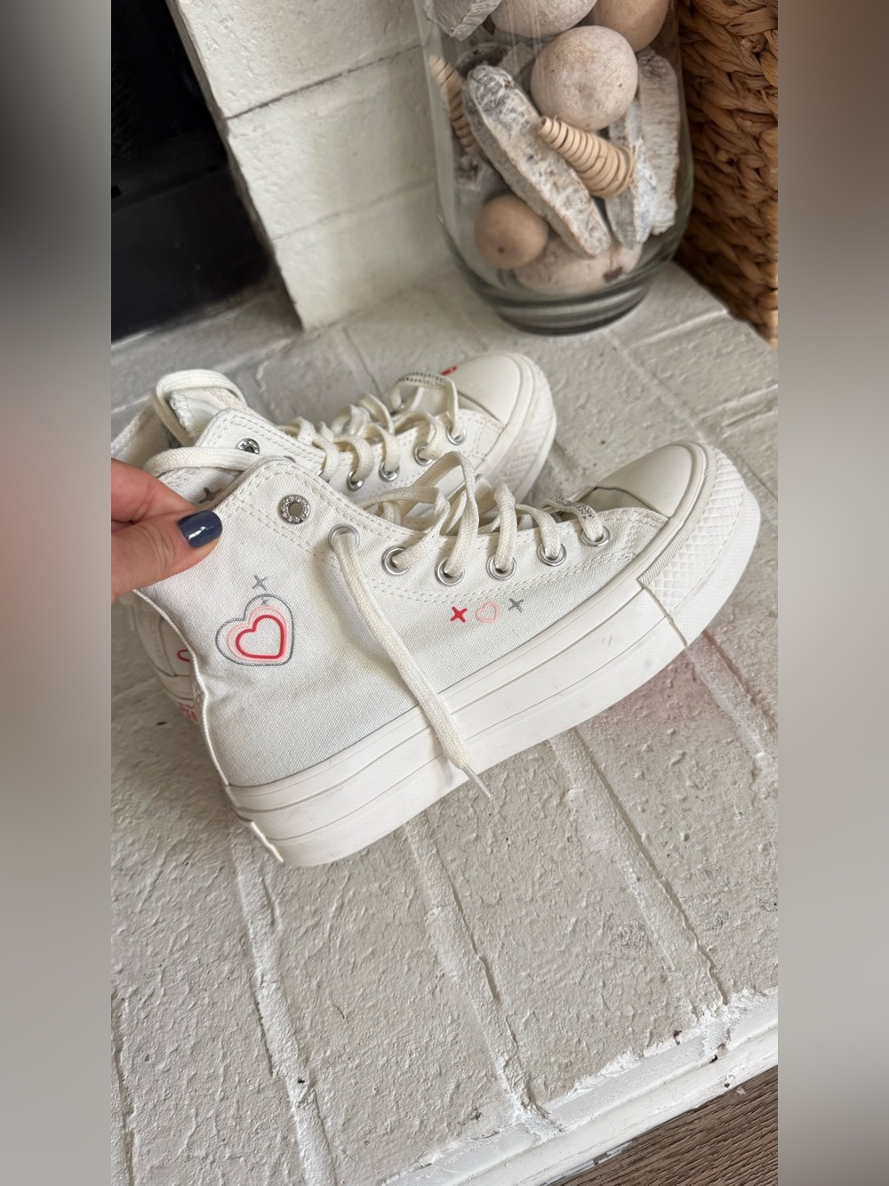 Converse Chuck Taylor All Star Lift Y2K Heart Platform High Top A09114C W 5.5 - Picture 4 of 10